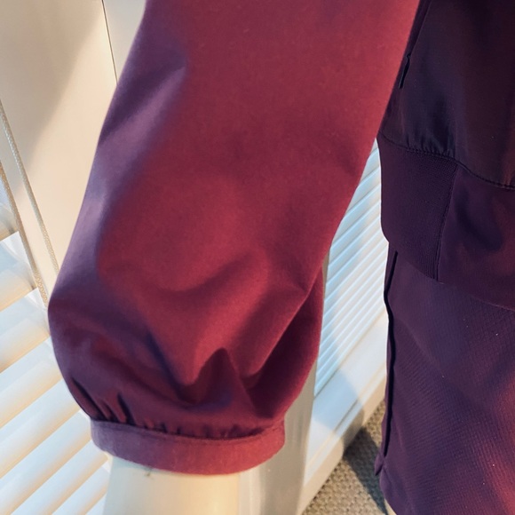 Puma Eggplant Jacket & Golf Shorts Bundle - Picture 6 of 16